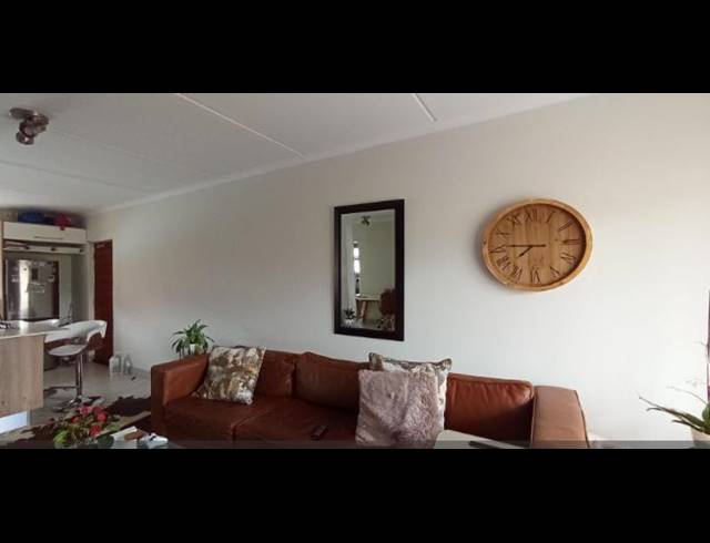 2 BEDROOM APARTMENT FOR SALE IN FOUNDERS HILL